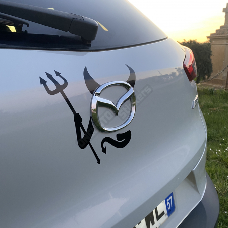 ADESIVI MAZDA EVIL PER LOGO